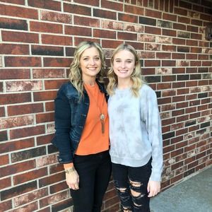 Meet your Posher, Vickie